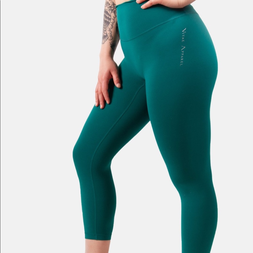 VITAE APPAREL leggings 7/8 length emerald green